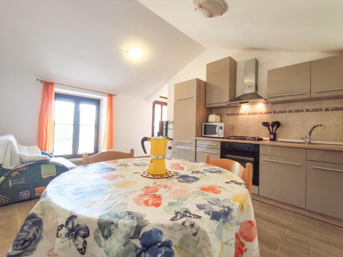 Apartments Morena Rakalj Extérieur photo